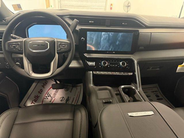 2026 GMC Sierra 2500HD Crew Cab, Standard Bed, Denali, 4WD