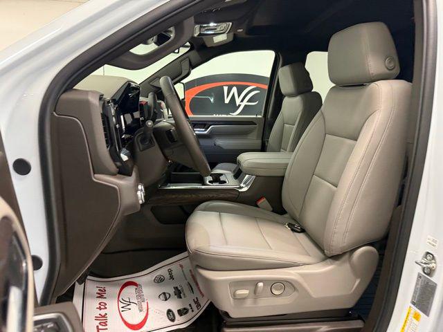 2026 GMC Sierra 2500HD Crew Cab, Standard Bed, SLT, 4WD