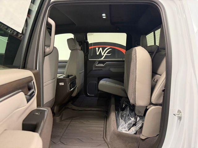 2026 GMC Sierra 2500HD Crew Cab, Standard Bed, SLT, 4WD