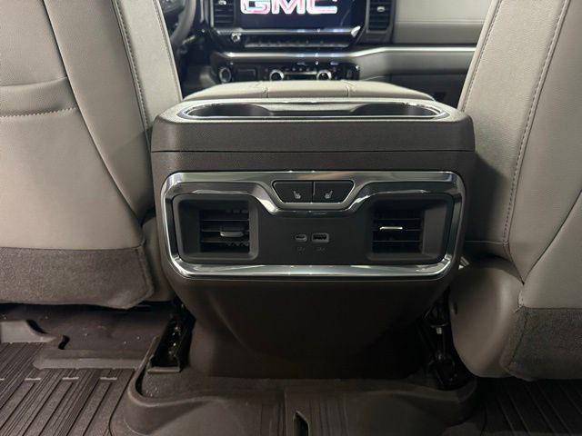 2026 GMC Sierra 2500HD Crew Cab, Standard Bed, SLT, 4WD