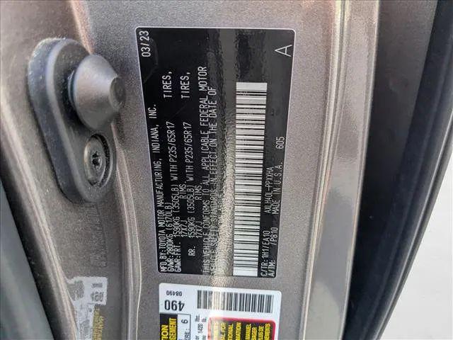 2023 Toyota Sienna XLE