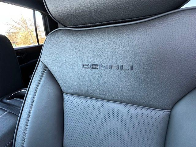 2026 GMC Yukon XL 4WD Denali