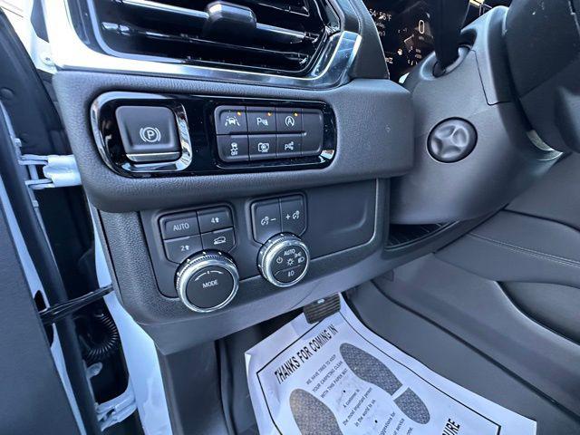 2026 GMC Yukon XL 4WD Denali