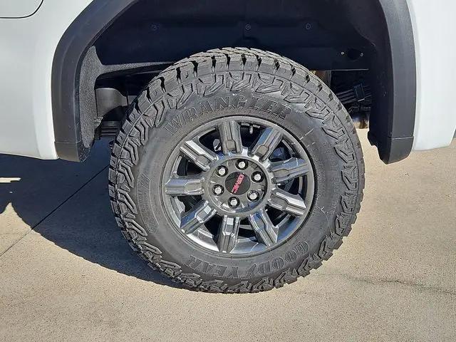 2026 GMC Sierra 1500 Crew Cab, Short Bed, AT4X, 4WD