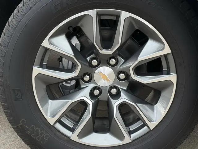 2026 Chevrolet Silverado 1500 2WD Crew Cab Short Bed LT