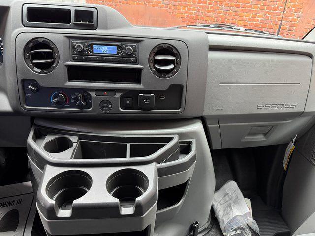 2026 Ford E-350 Cutaway Base