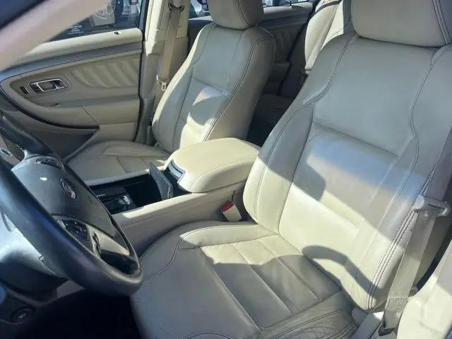 2015 Ford Taurus SEL
