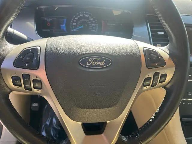 2015 Ford Taurus SEL