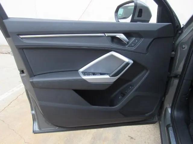2022 Audi Q3 Premium Plus 45 TFSI S line quattro Tiptronic