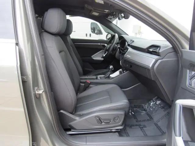 2022 Audi Q3 Premium Plus 45 TFSI S line quattro Tiptronic