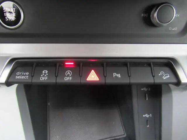 2022 Audi Q3 Premium Plus 45 TFSI S line quattro Tiptronic