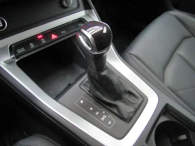 2022 Audi Q3 Premium Plus 45 TFSI S line quattro Tiptronic