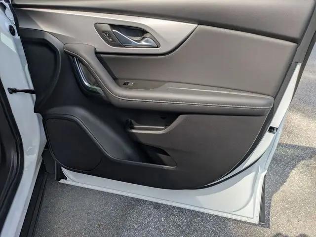 2025 Chevrolet Blazer FWD 2LT