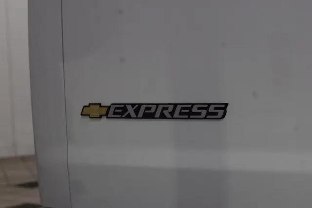 2025 Chevrolet Express Cargo Van RWD 2500 Regular Wheelbase WT