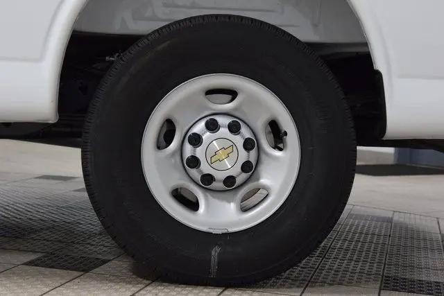 2025 Chevrolet Express Cargo Van RWD 2500 Regular Wheelbase WT