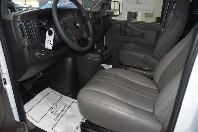 2025 Chevrolet Express Cargo Van RWD 2500 Regular Wheelbase WT