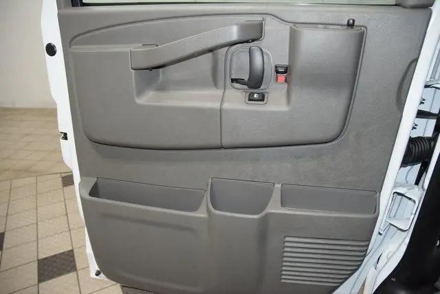 2025 Chevrolet Express Cargo Van RWD 2500 Regular Wheelbase WT
