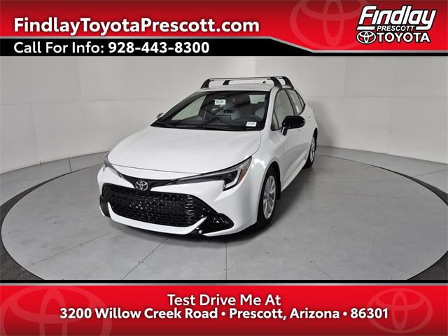 2026 Toyota Corolla Hatchback SE's photo