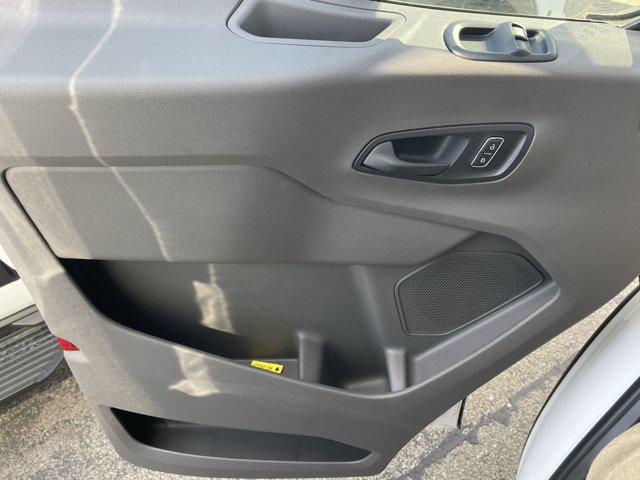 2025 Ford Transit Cargo Van T-250 148 LW RF SLID