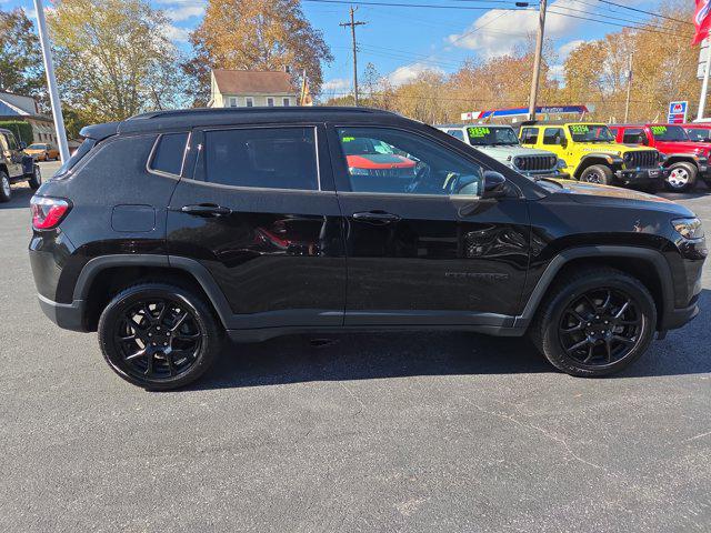 2022 Jeep Compass Altitude 4x4 2022 Jeep Compass Altitude 4x4