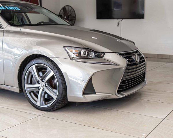 2017 Lexus IS 300 300 2017 Lexus IS 300 300