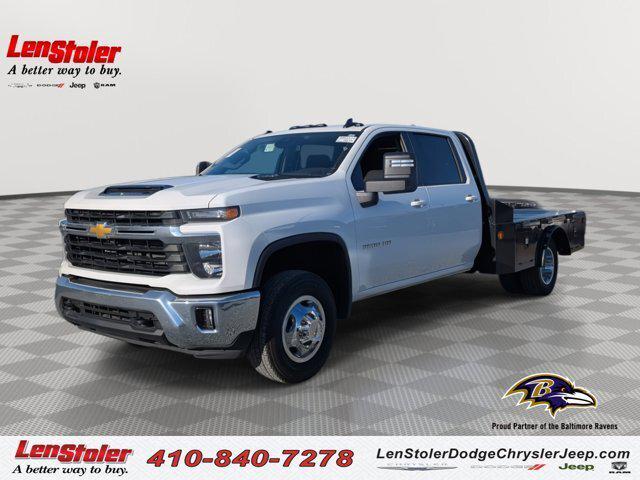 2025 Chevrolet Silverado 3500HD Chassis LT