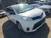 2020 Toyota Sienna XLE 2020 Toyota Sienna XLE