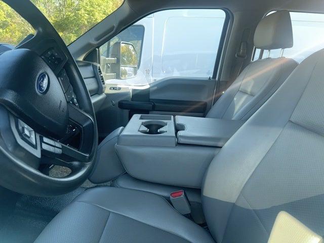2017 Ford F-550 Chassis XL 2017 Ford F-550 Chassis XL
