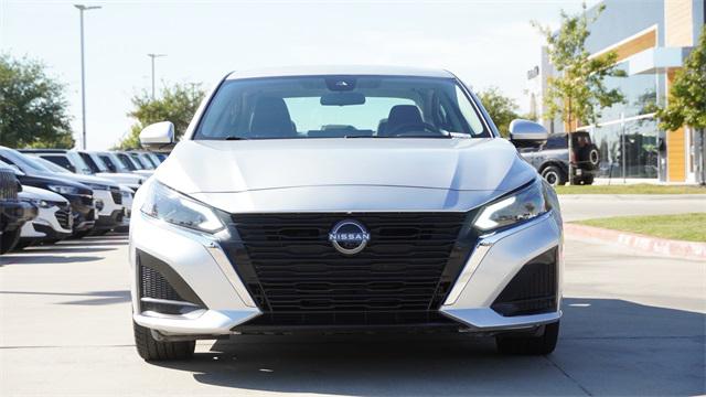 2023 Nissan Altima SL FWD