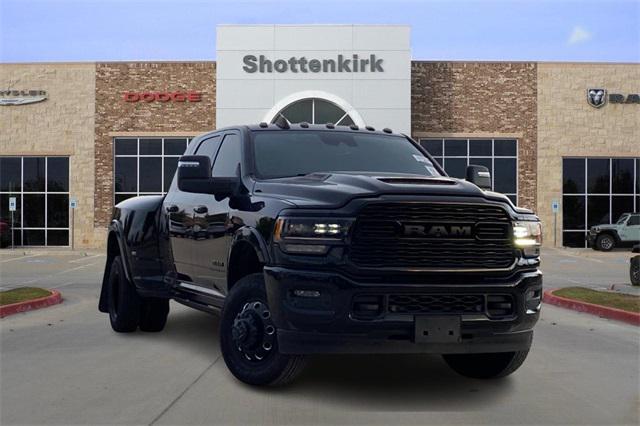2022 RAM 3500 Laramie Crew Cab 4x4 64 Box 2022 RAM 3500 Laramie Crew Cab 4x4 64 Box