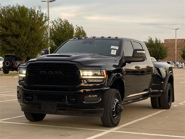 2022 RAM 3500 Laramie Crew Cab 4x4 64 Box 2022 RAM 3500 Laramie Crew Cab 4x4 64 Box