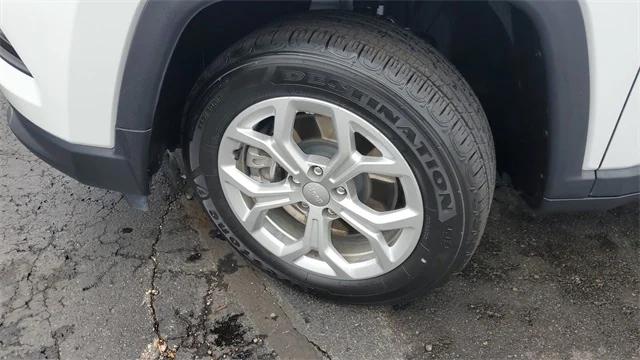 2024 Jeep Compass Latitude 4x4 2024 Jeep Compass Latitude 4x4