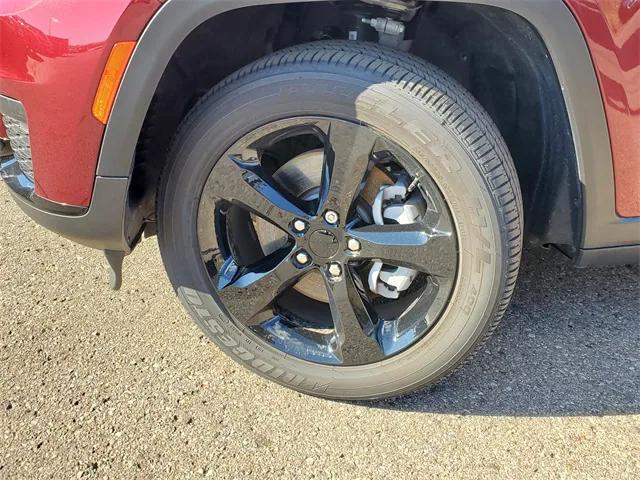 2024 Jeep Grand Cherokee L Altitude X 4x4 2024 Jeep Grand Cherokee L Altitude X 4x4