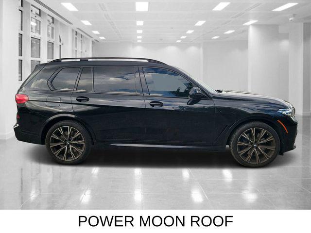2022 BMW X7 M50i 2022 BMW X7 M50i