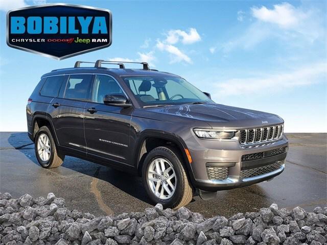 2023 Jeep Grand Cherokee L Laredo 4x4 2023 Jeep Grand Cherokee L Laredo 4x4