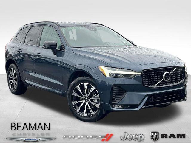 2024 Volvo XC60 B5 Plus Dark Theme