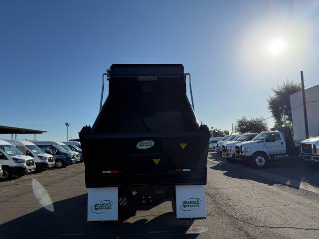 2025 Ford F-750 Unknown
