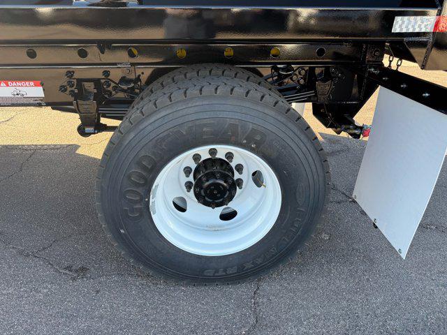 2025 Ford F-750 Unknown
