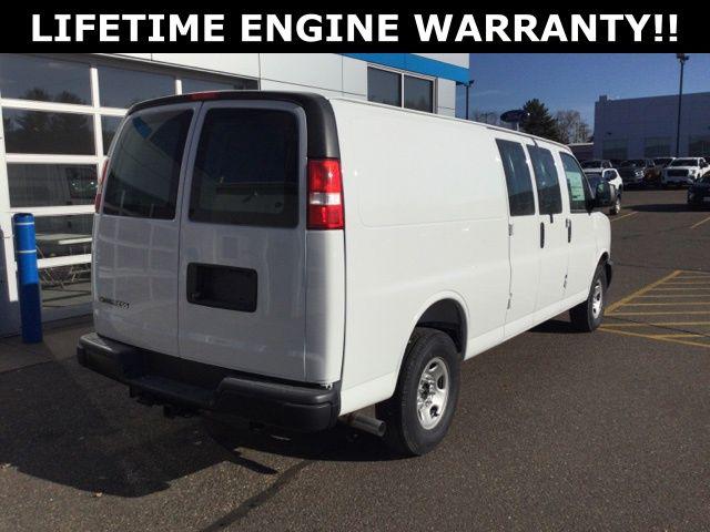 2025 Chevrolet Express Cargo Van RWD 3500 Extended Wheelbase WT