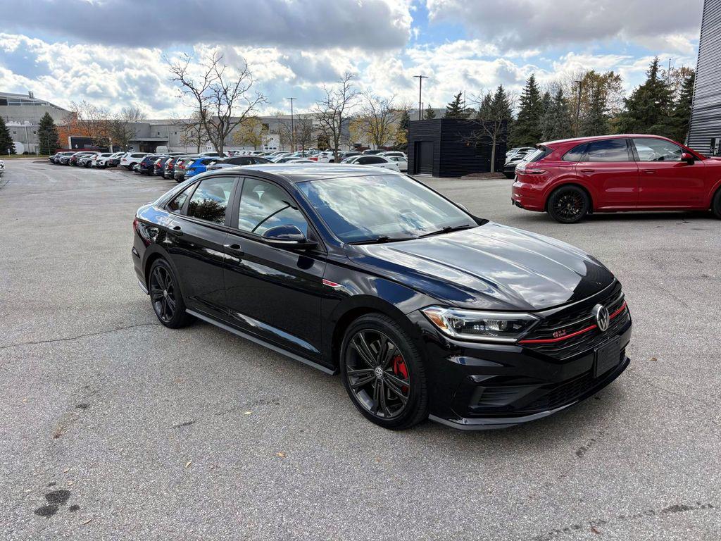 /2019 Volkswagen Jetta-GLI