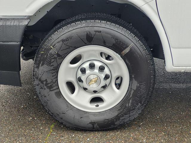 2025 Chevrolet Express Cargo Van RWD 3500 Extended Wheelbase WT