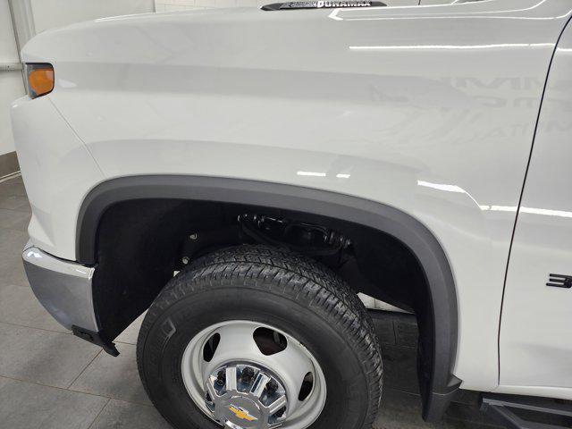 2024 Chevrolet Silverado 3500HD 4WD Crew Cab Long Bed LT