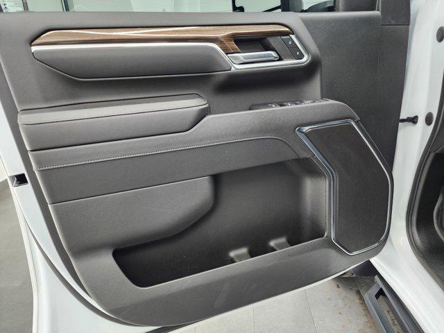 2024 Chevrolet Silverado 3500HD 4WD Crew Cab Long Bed LT