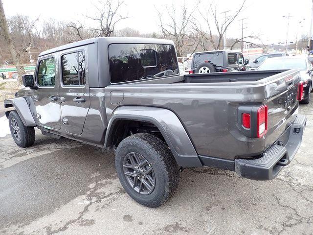 2026 Jeep Gladiator GLADIATOR SPORT S 4X4 2026 Jeep Gladiator GLADIATOR SPORT S 4X4