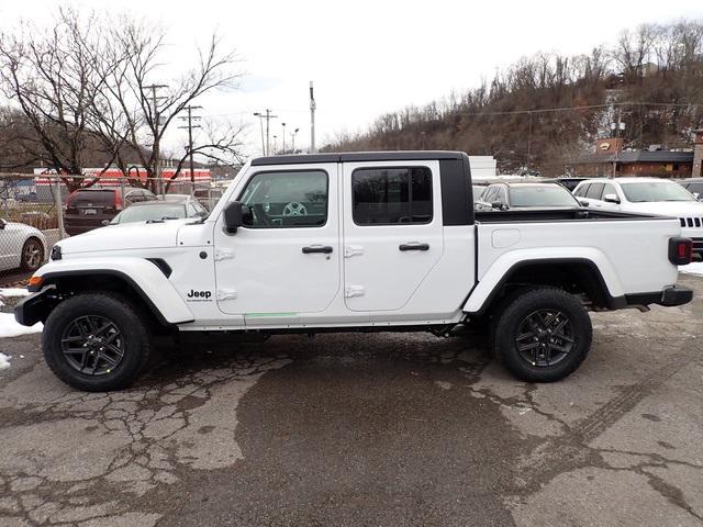 2026 Jeep Gladiator GLADIATOR SPORT S 4X4