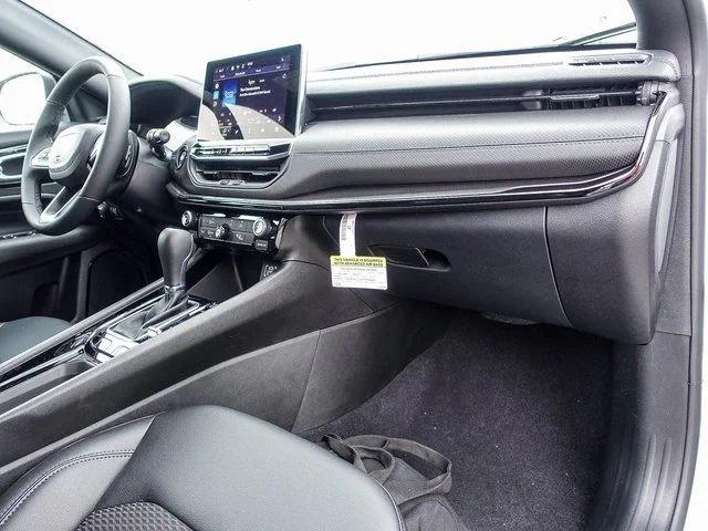 2026 Jeep Compass COMPASS LATITUDE ALTITUDE 4X4 2026 Jeep Compass COMPASS LATITUDE ALTITUDE 4X4