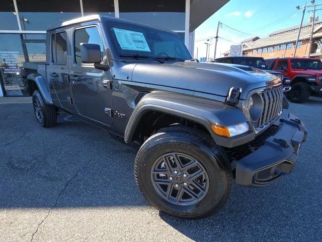2026 Jeep Gladiator GLADIATOR SPORT S 4X4