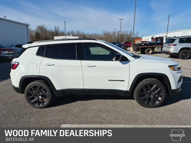 2026 Jeep Compass Latitude Altitude