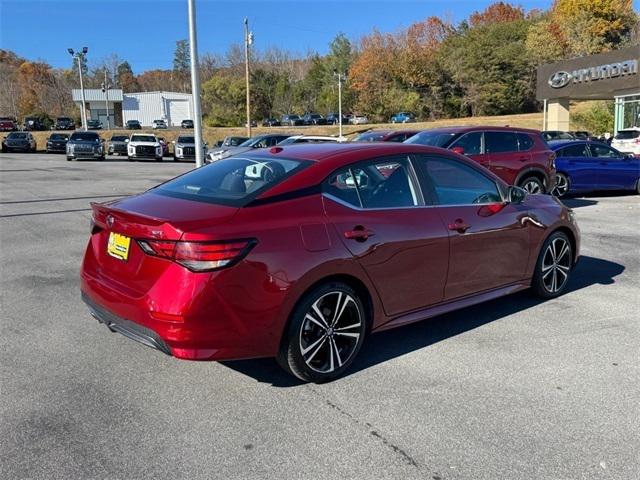 2022 Nissan Sentra SR Xtronic CVT 2022 Nissan Sentra SR Xtronic CVT