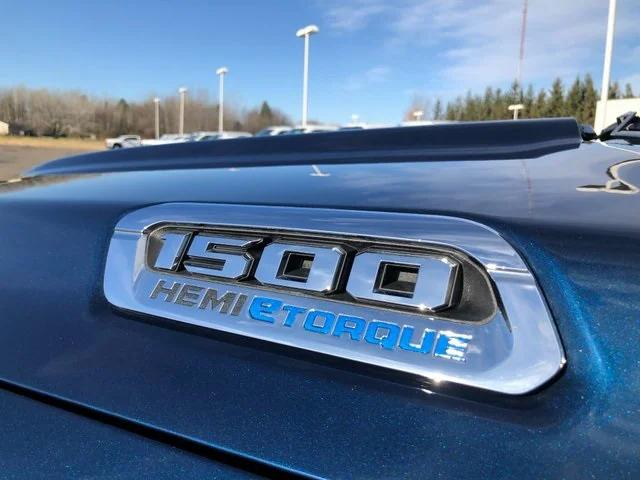 2022 RAM 1500 Big Horn Crew Cab 4x4 57 Box 2022 RAM 1500 Big Horn Crew Cab 4x4 57 Box